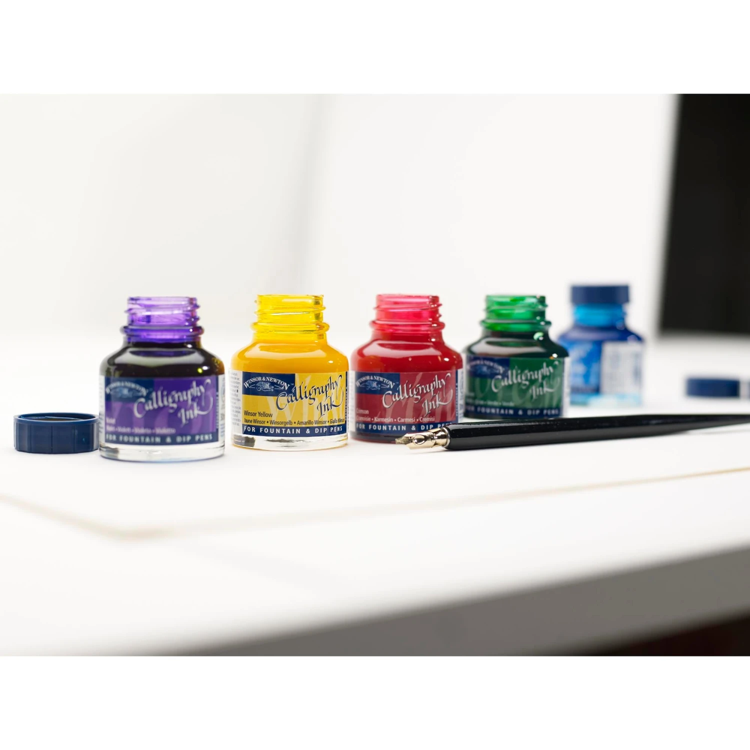 Winsor & Newton 30ml Calligraphy Inks 2 Winsor & Newton 30ml Calligraphy Inks - Image 2