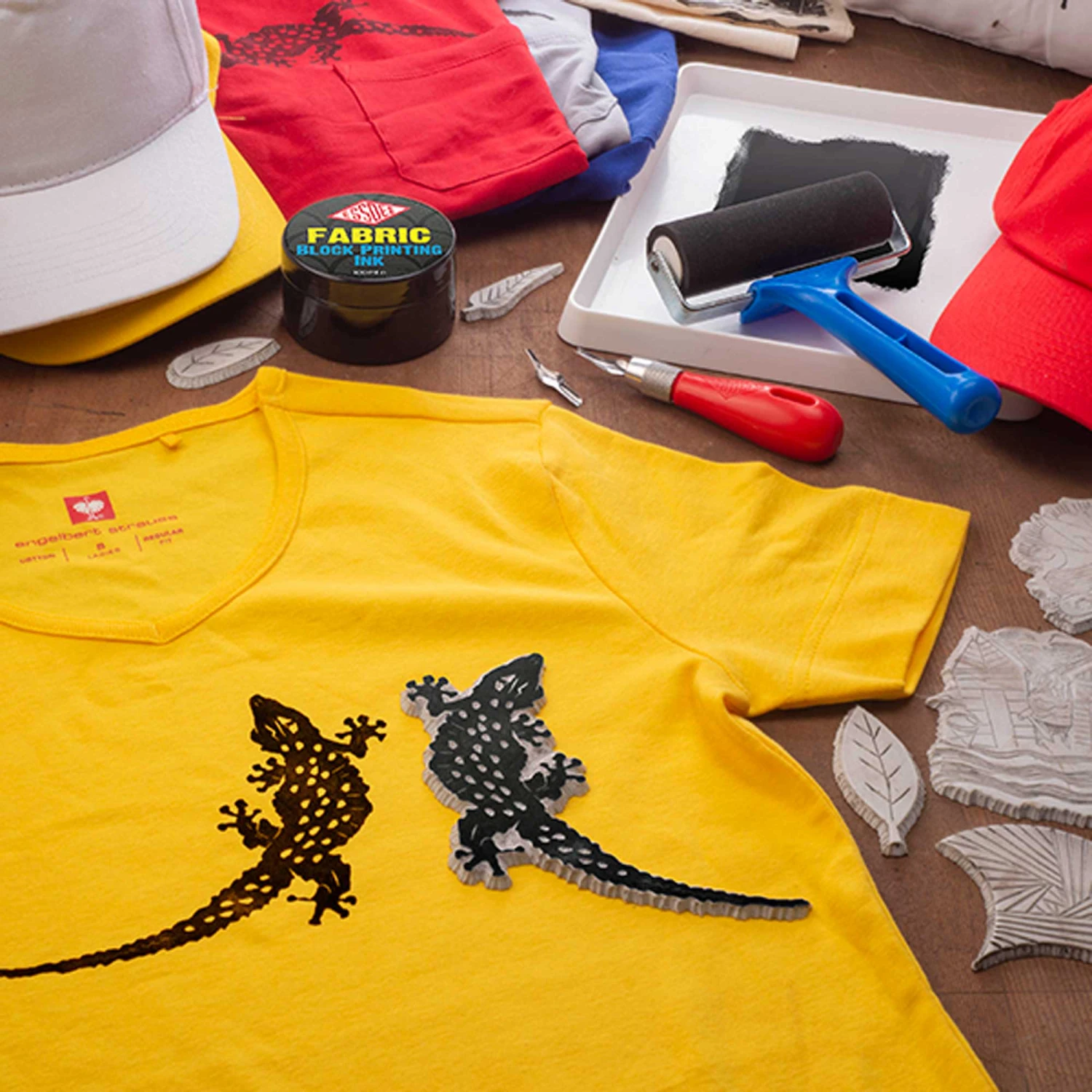 Essdee Fabric Lino Printing Kit 4 Essdee Fabric Lino Printing Kit - Image 4