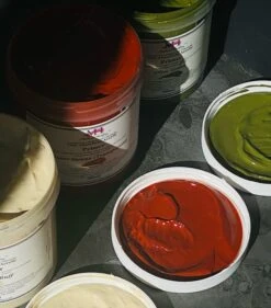 Michael Harding Non-Absorbent Acrylic Primer - Clear 5 Michael Harding Non-Absorbent Acrylic Primer - Clear -Painting Supplies Photo24 09 2021 122329pm