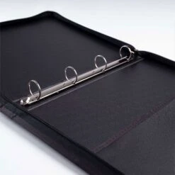 ARTdiscount Student Presenter -Painting Supplies Student Presenter3