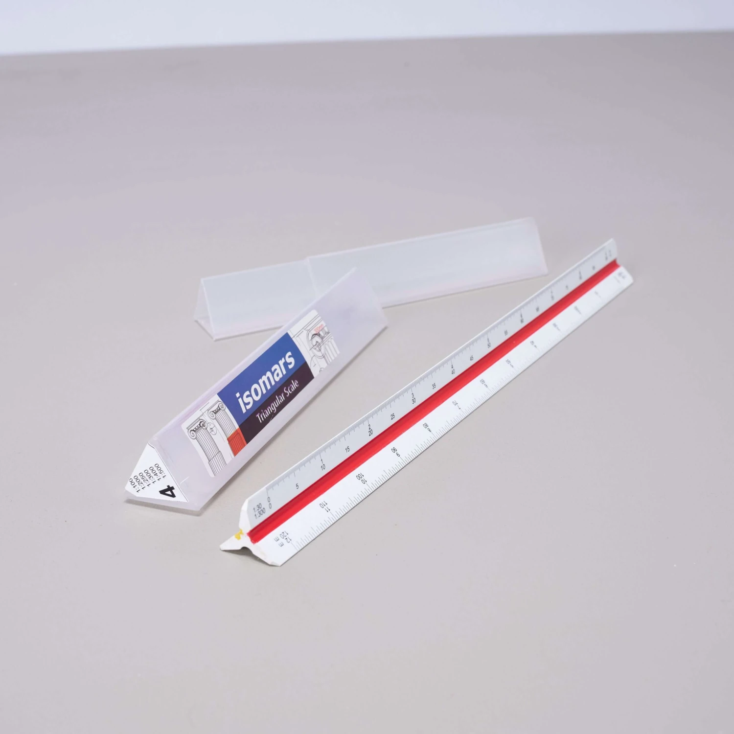 ARTdiscount Triangular Scale Ruler - Metric - No.4 2 ARTdiscount Triangular Scale Ruler - Metric - No.4 - Image 2