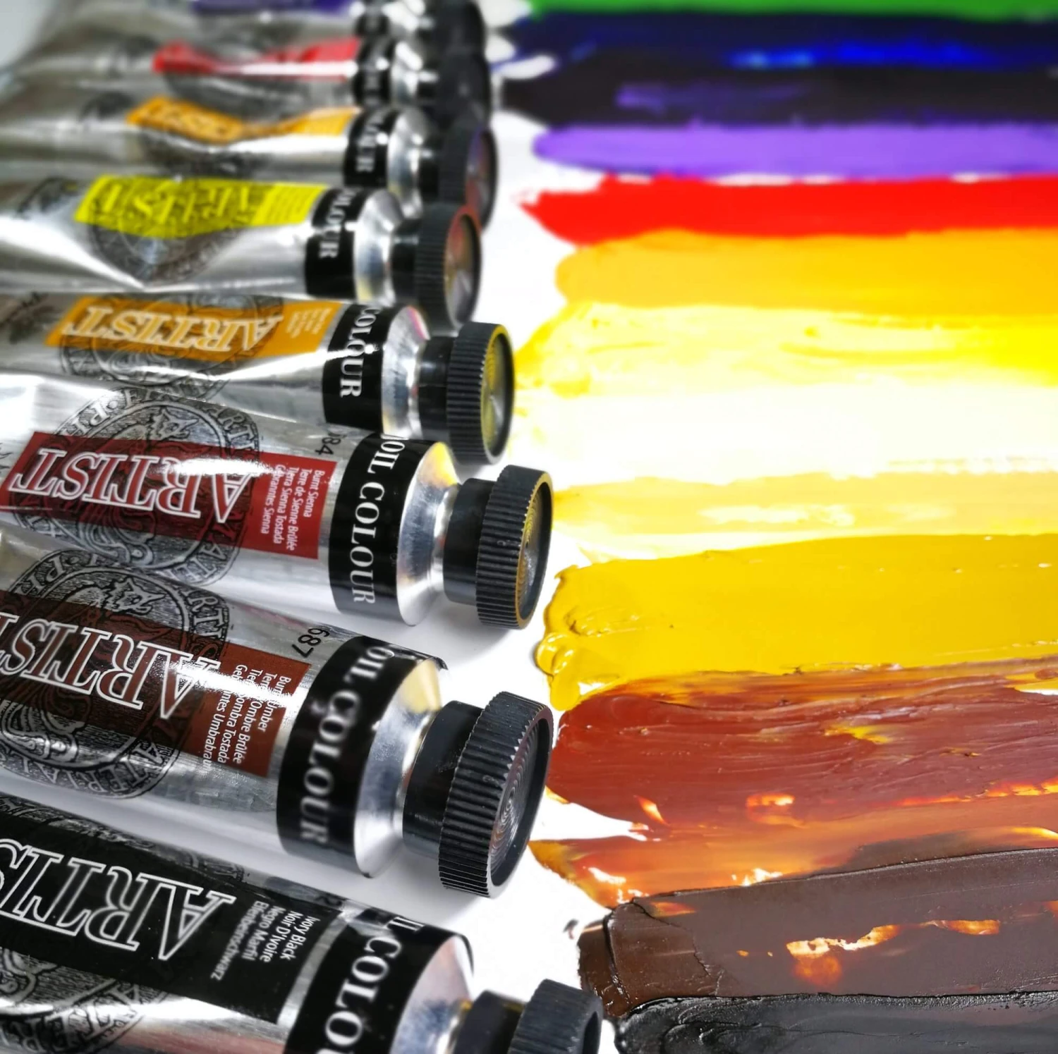 PHOENIX Studio Artist Oil Paint Set - 12 X 40ml Tubes 5 PHOENIX Studio Artist Oil Paint Set - 12 X 40ml Tubes - Image 5